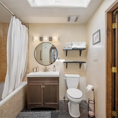 Casa Tatiz • Privacy In A Southwestern Gem Holiday home *