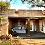 Casa Tatiz • Privacy In A Southwestern Gem