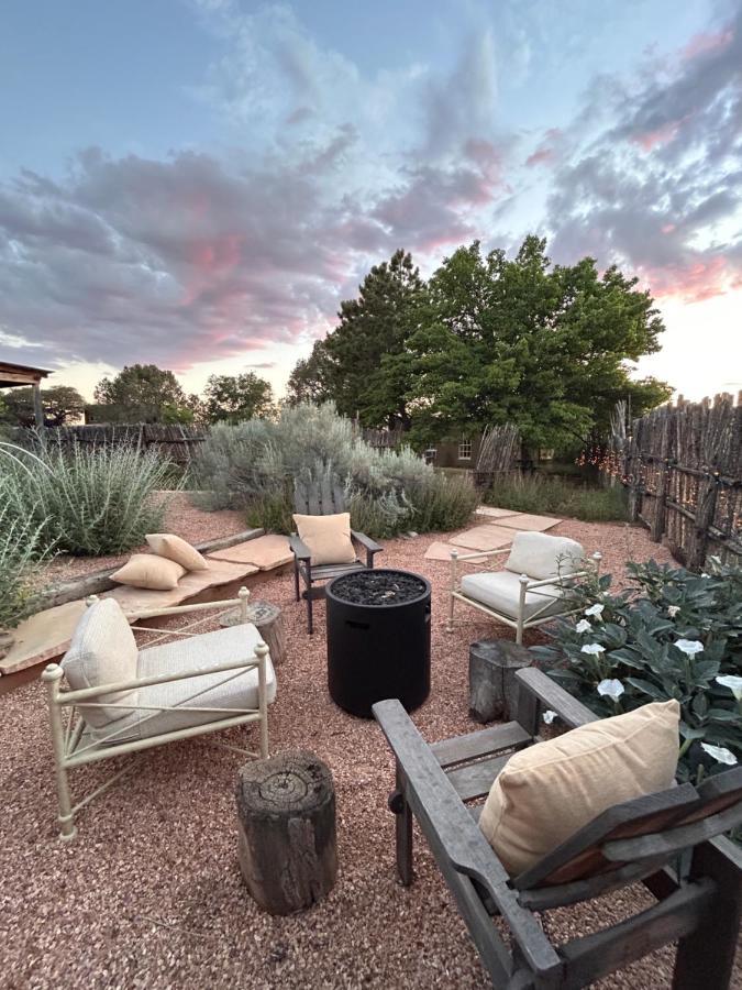 Casa Tatiz • Privacy In A Southwestern Gem