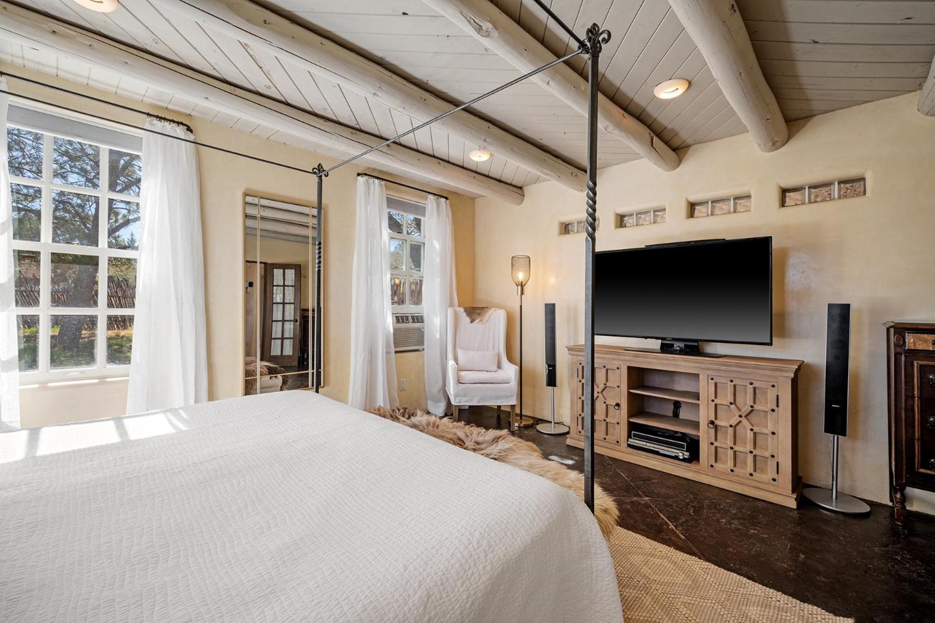 Casa Tatiz • Privacy In A Southwestern Gem Сasa de vacaciones Santa Fe